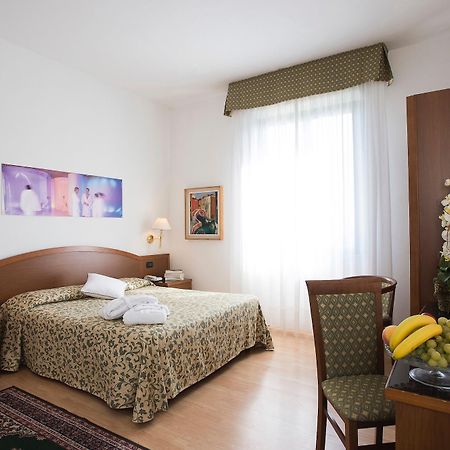 Hotel Angiolino Кьянчано-Терме Экстерьер фото