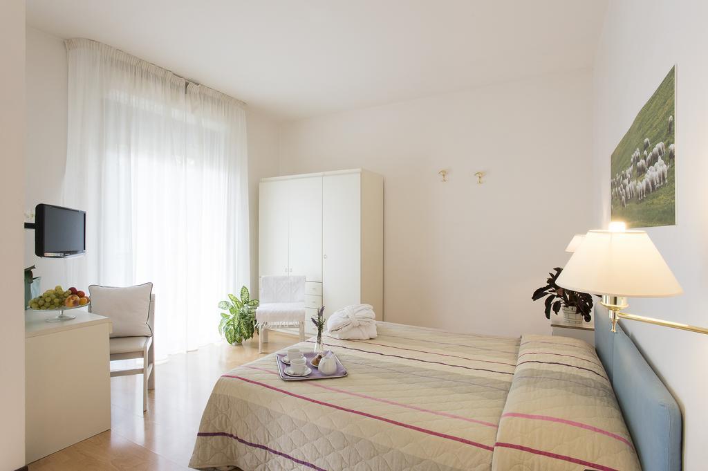 Hotel Angiolino Кьянчано-Терме Номер фото