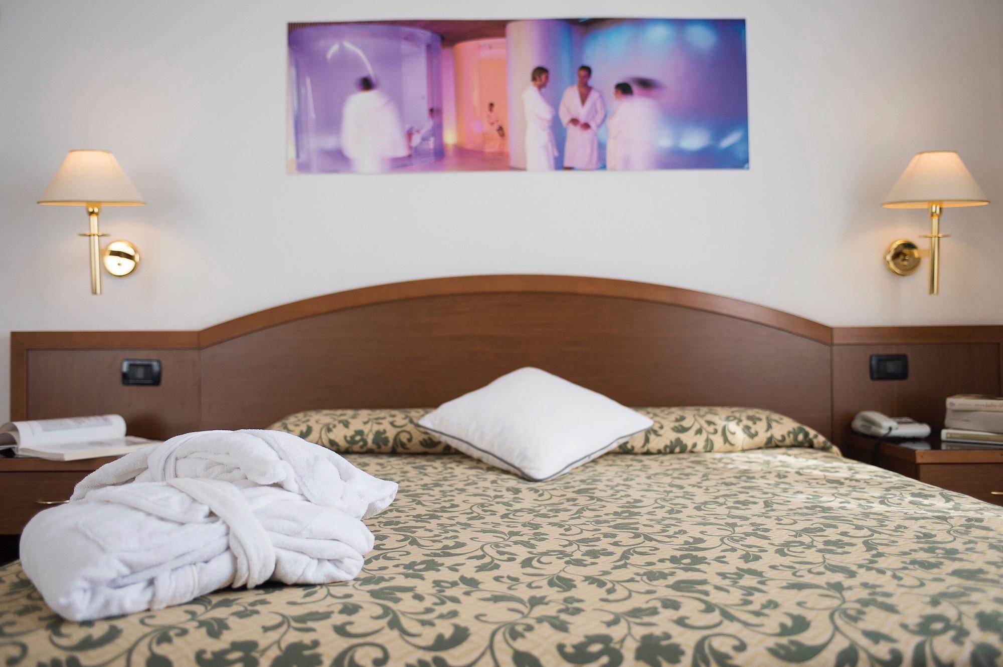 Hotel Angiolino Кьянчано-Терме Экстерьер фото